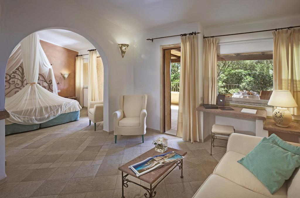 Hotel Capo D'Orso Thalasso & Spa Palau Habitación foto